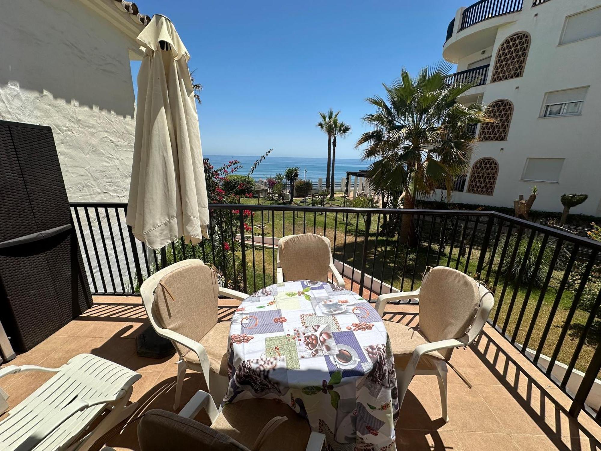 Apartment Sun Of Andalucia In First Beach Line With View On Africa Sitio de Calahonda Eksteriør bilde